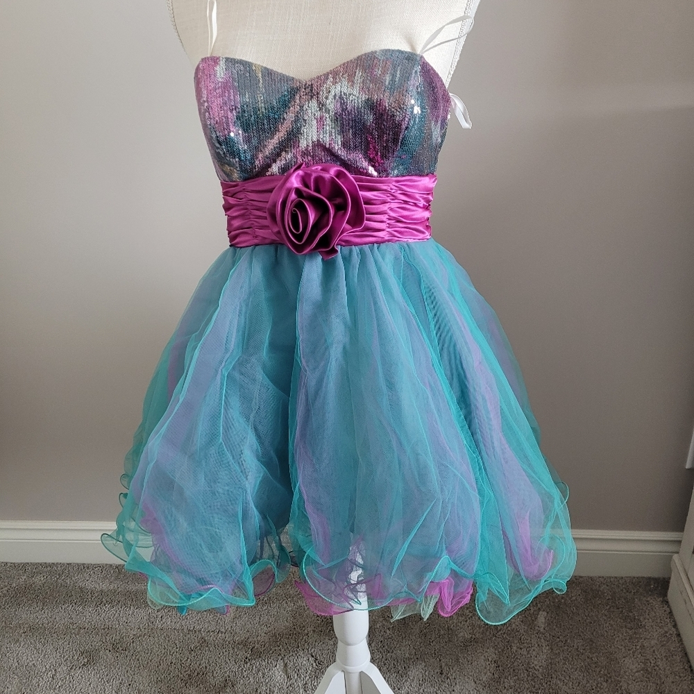 Strapless Sequence 3 Net Short Formal - image 1